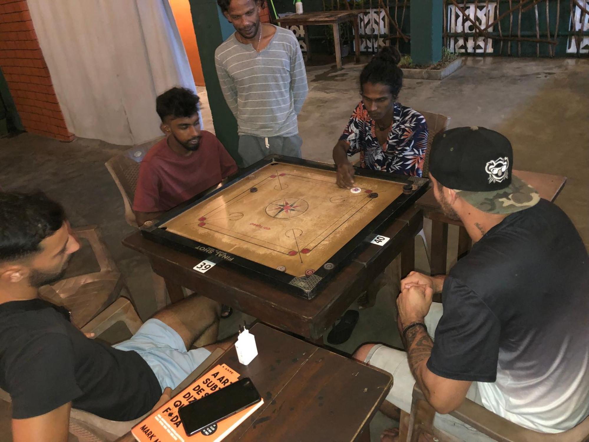 Beach Break Surf Hostel Weligama Extérieur photo